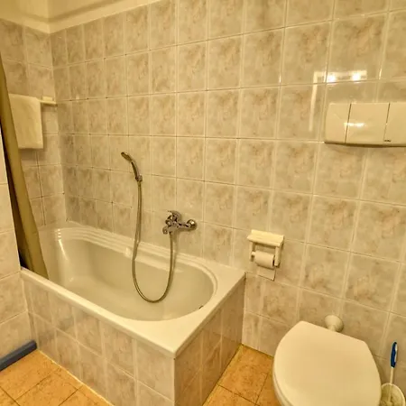 Appartement Cipresso 20 - 21 Am Wasser Acquaseria